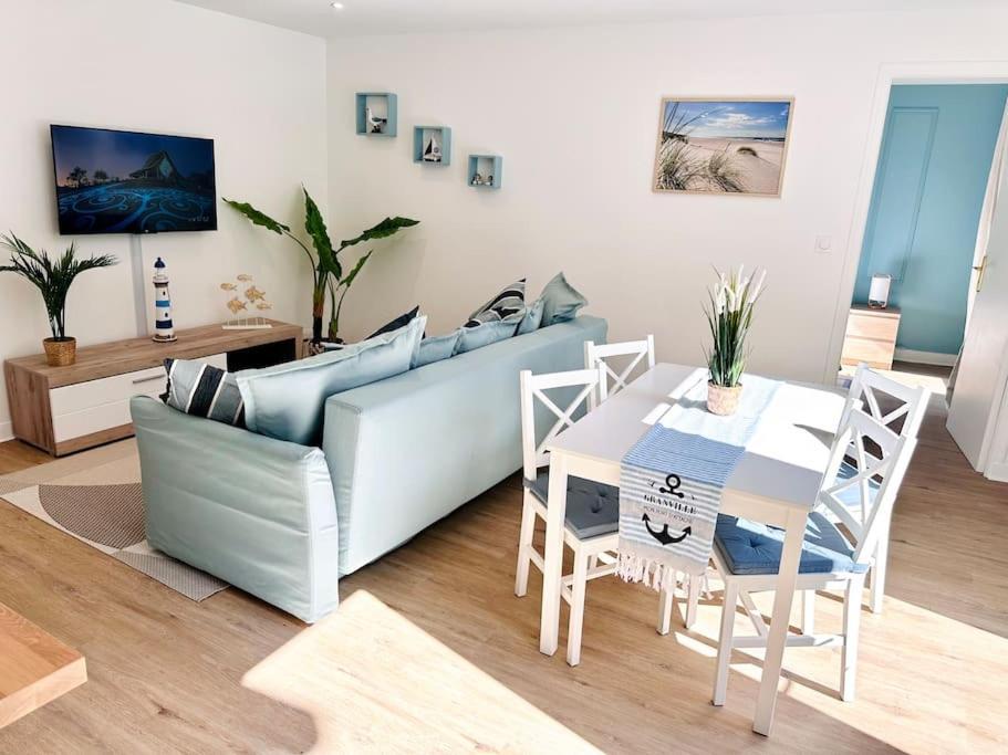 Appartement Au Coeur De Granville Esterno foto